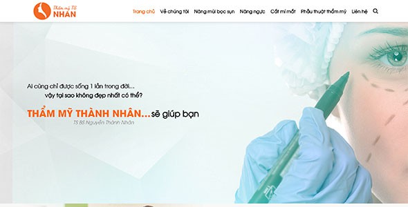 Web thẫm mỹ clinic